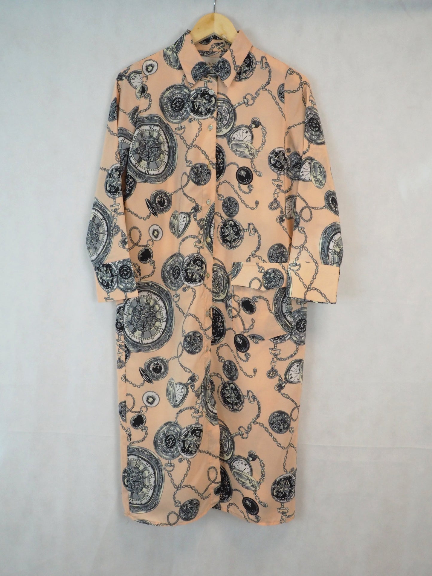 Long Shirt  Stick Roses Watches