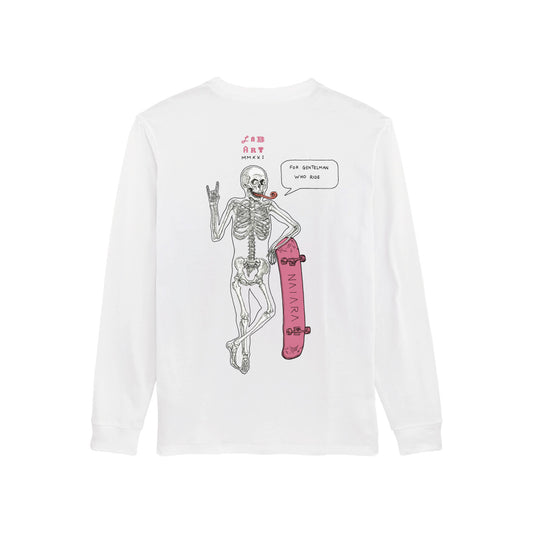 camiseta calavera Naiara Studio x labart